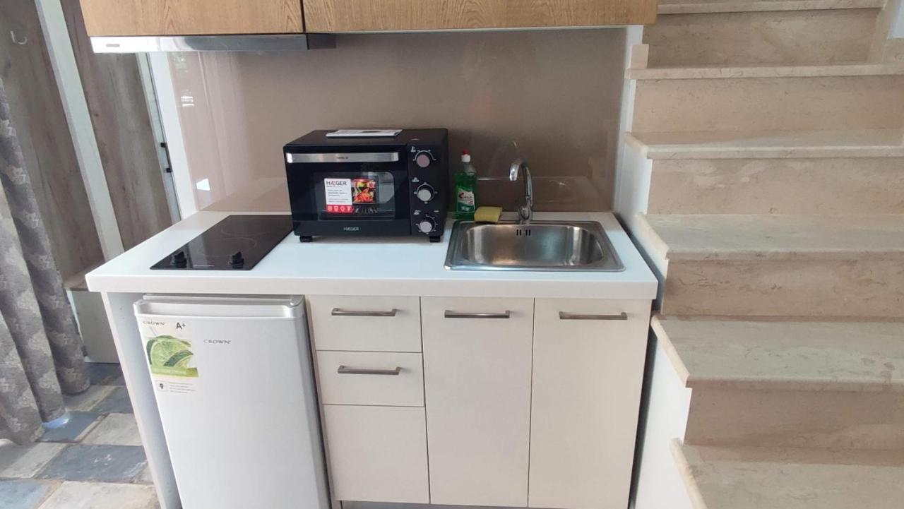 Dany House 1 Apartman Keramotí Kültér fotó