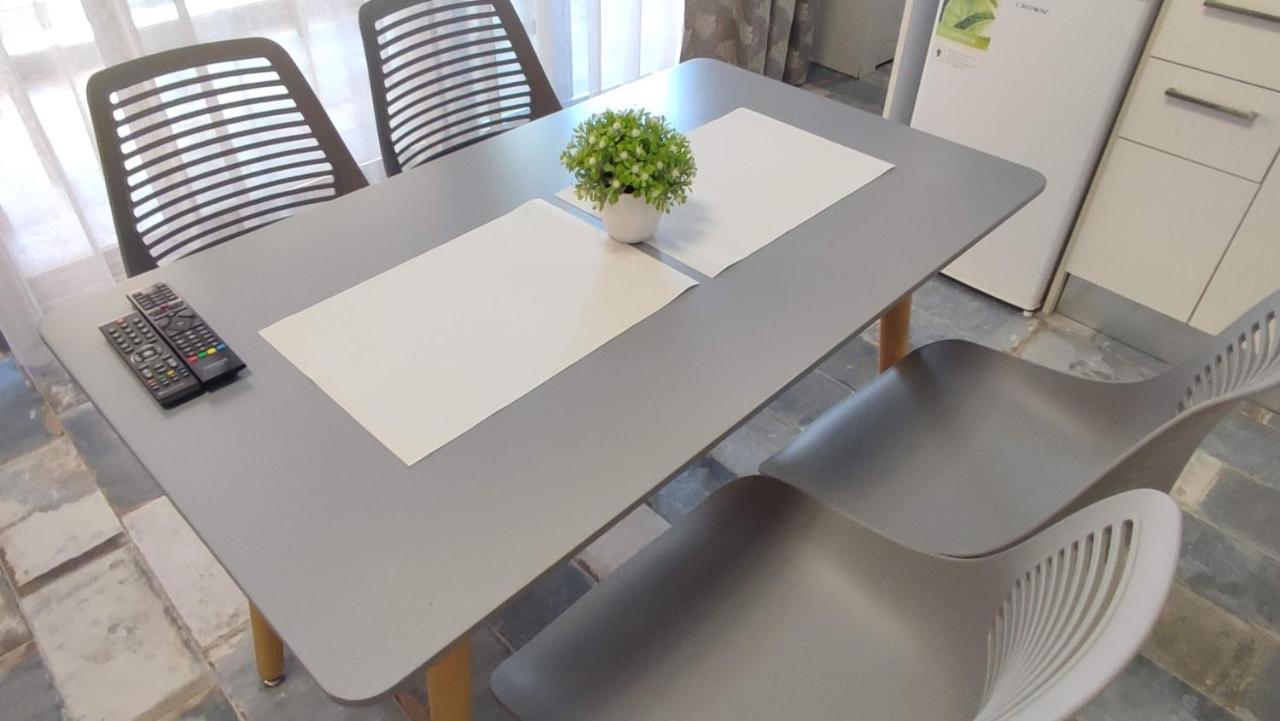 Dany House 1 Apartman Keramotí Kültér fotó